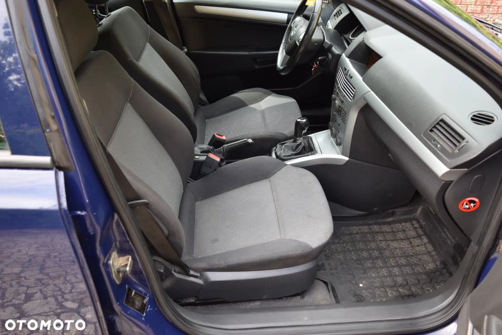 Opel Astra 1.7 CDTI - 10