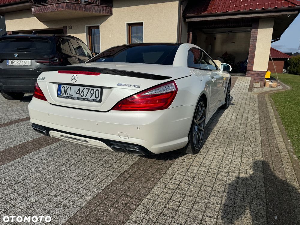 Mercedes-Benz SL ver-63-amg-amg-speedshift-mct-7--gang-sportgetriebe - 11