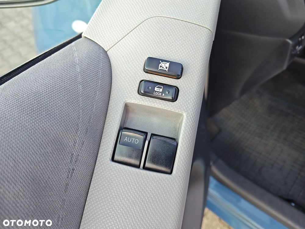 Toyota Yaris 1.3 Sol - 10