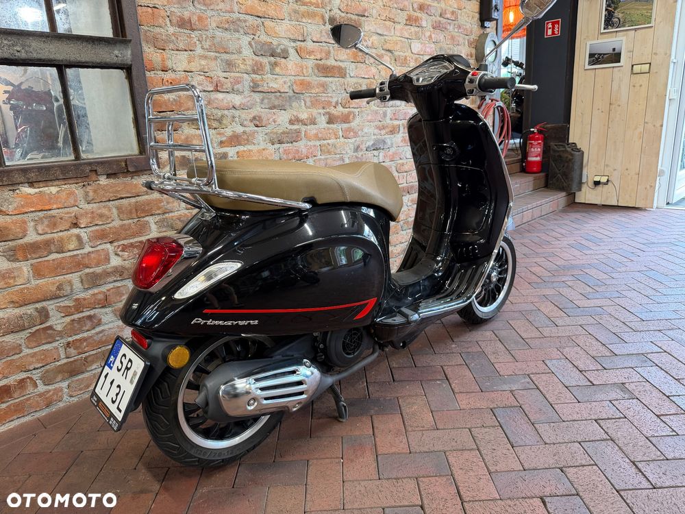 Piaggio Vespa - 3