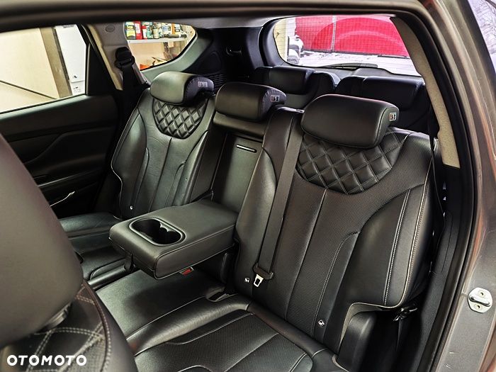 Hyundai Santa Fe 1.6 Plugin-Hybrid 4WD SEVEN Prime - 29