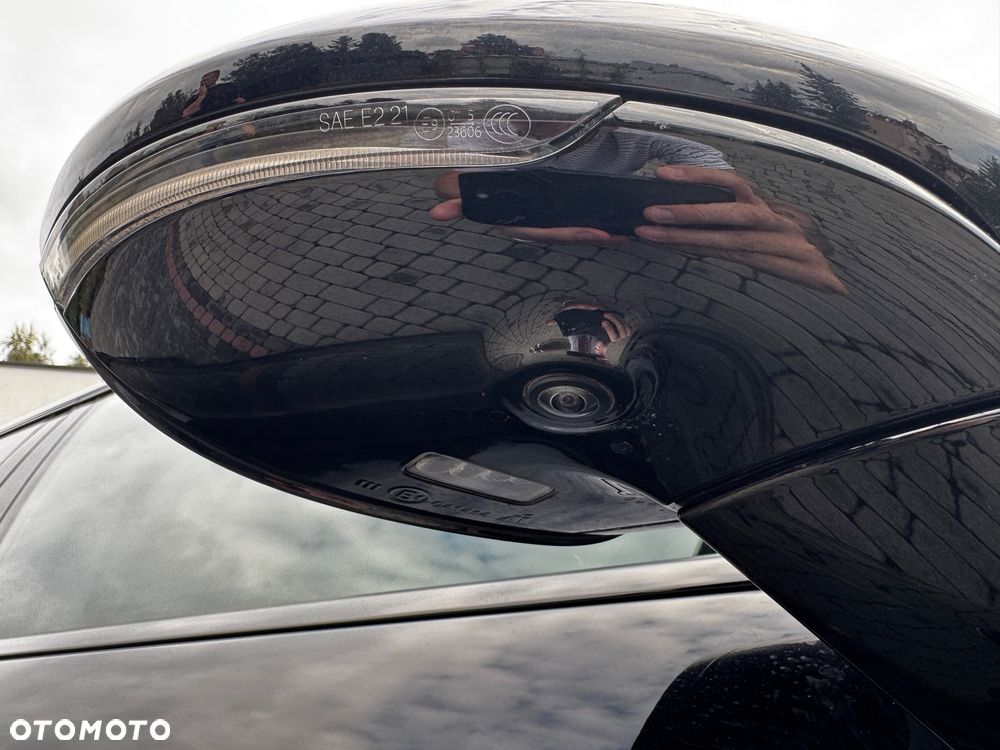 Porsche Panamera 4 E-Hybrid Platinum Edition - 35