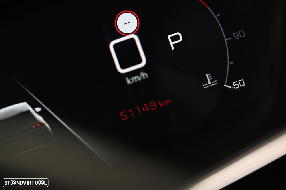 Peugeot 2008 1.2 PureTech Allure Pack EAT8 - 24