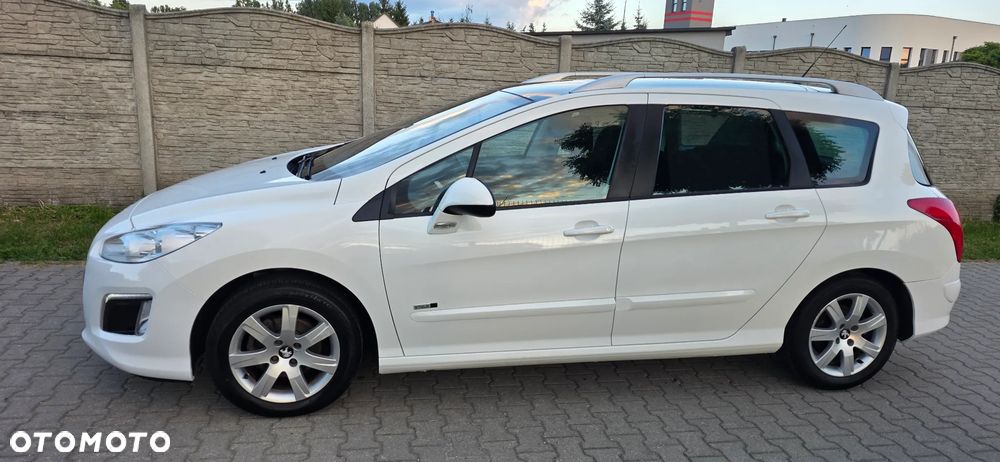 Peugeot 308 e-HDi FAP 115 Stop&Start EGS6 Business Line Niveau 2 - 7