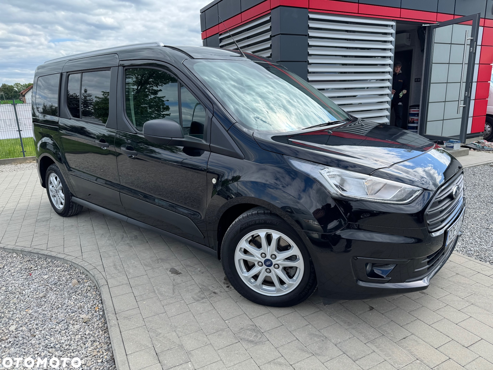 Ford Transit Connect - 2