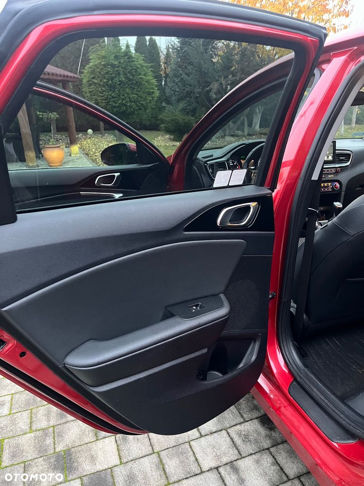 Kia Ceed 1.6 CRDi SCR L - 13