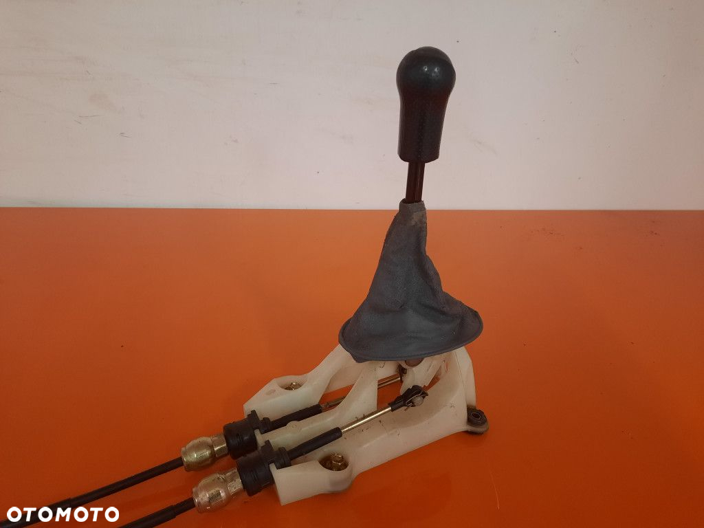 TOYOTA YARIS I 99-03 1.0MT HB WYBIERAK ZMIANY BIEGÓW  1SZ - 2
