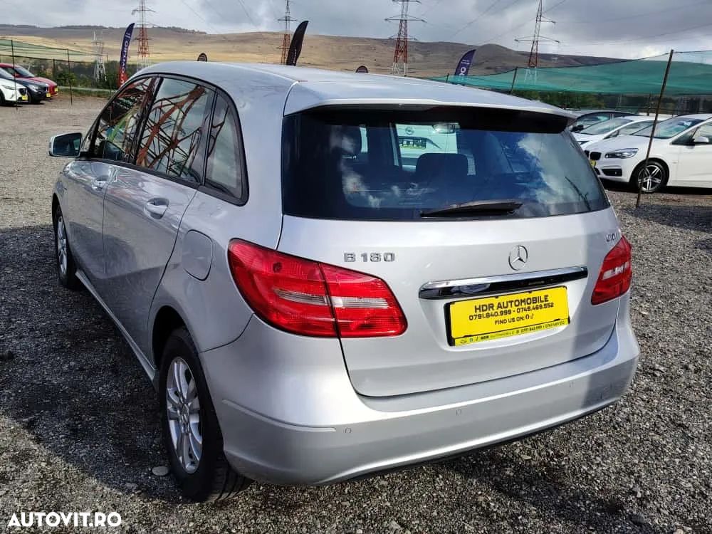Mercedes-Benz B 180 CDI (BlueEFFICIENCY) - 17