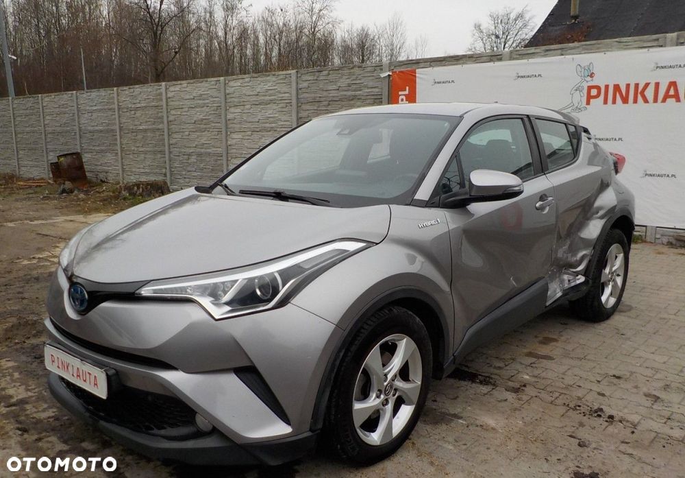 Toyota C-HR - 6