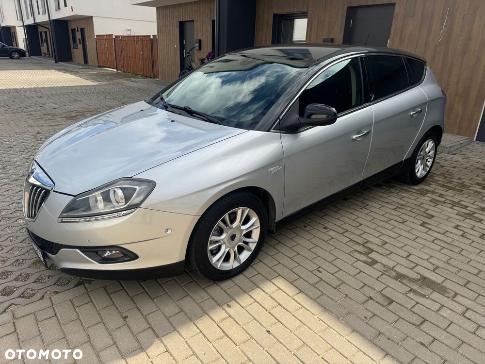 Lancia Delta 1.6 MJ Platino Selectronic - 2