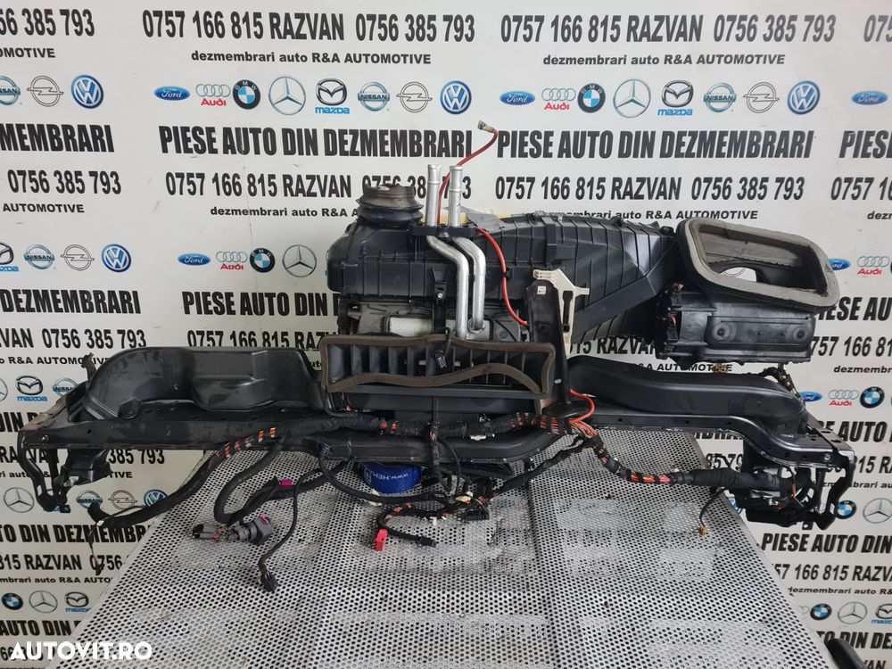 Carcasa Aeroterma Traversa Bord Audi A5 8T An 2007-2008-2009-2010-2011-2012-2013-2014-2015 Volan St - 1