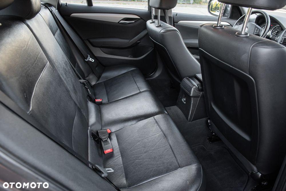 BMW X1 sDrive18d Sport Line - 15