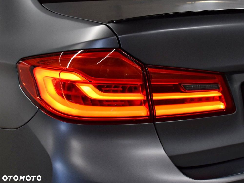 BMW Seria 5 - 36