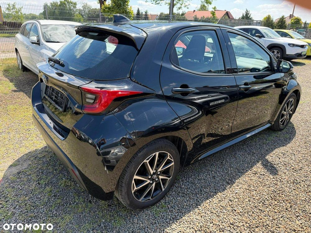 Toyota Yaris - 3
