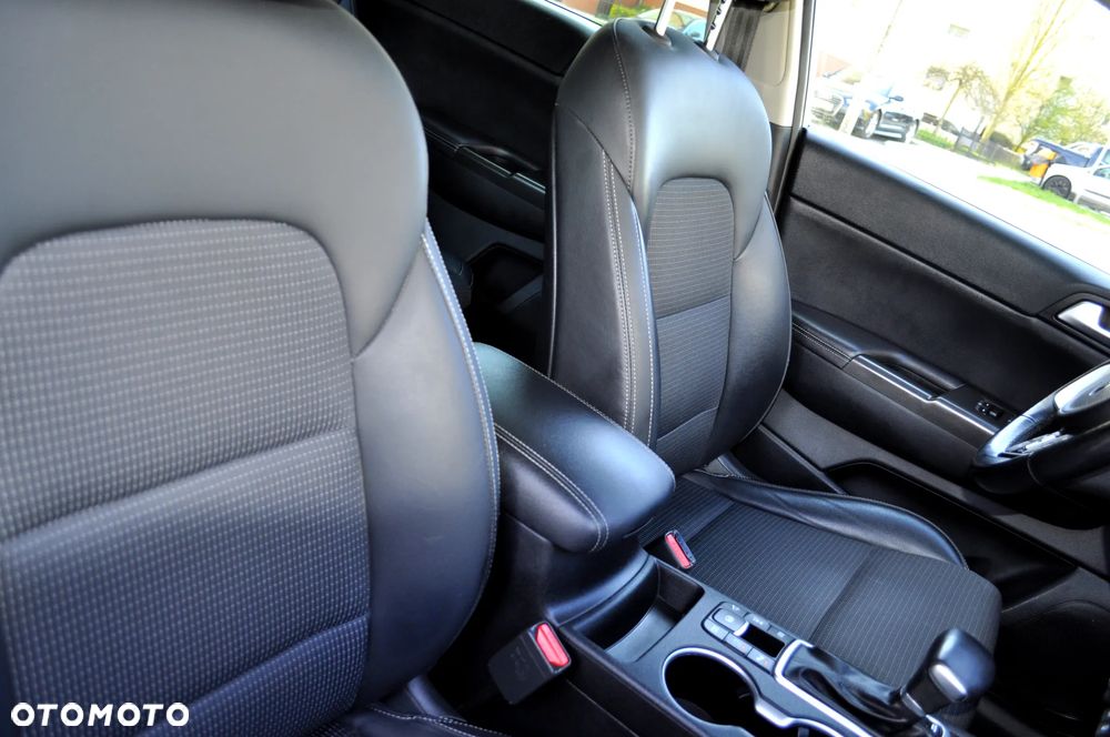 Kia Sportage 1.6 T-GDI L Business Line 4WD DCT - 17