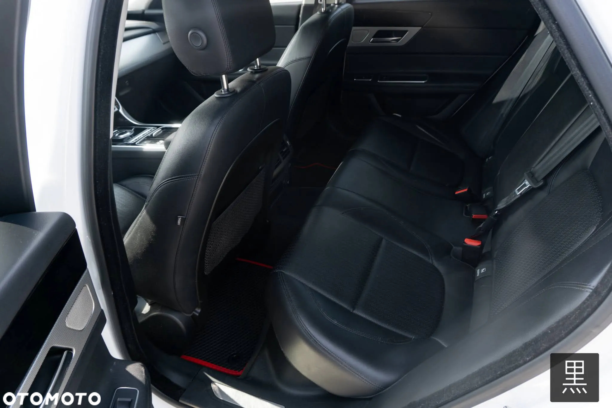 Jaguar XF 2.0 i4D Prestige - 19