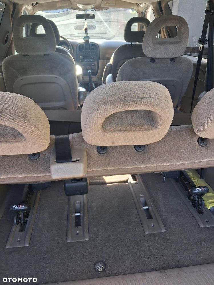 Chrysler Voyager 2.5L CRD SE - 7