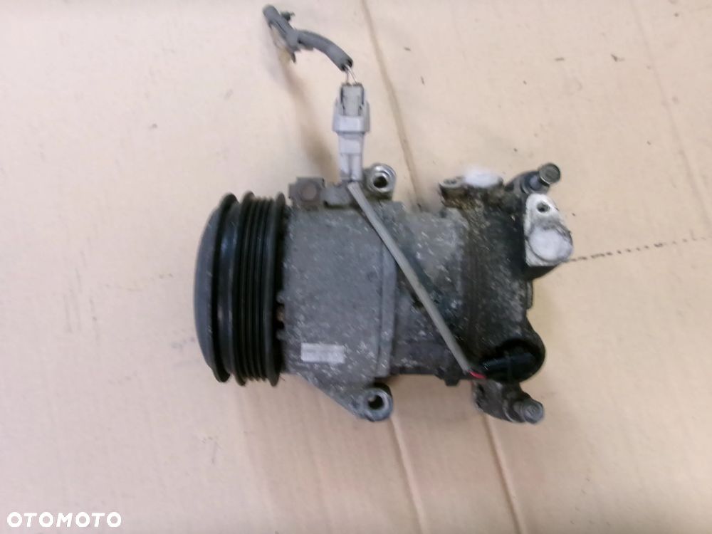 SPRĘŻARKA KLIMATYZACJI TOYOTA YARIS III  11-20  1.33 BENZ - 1