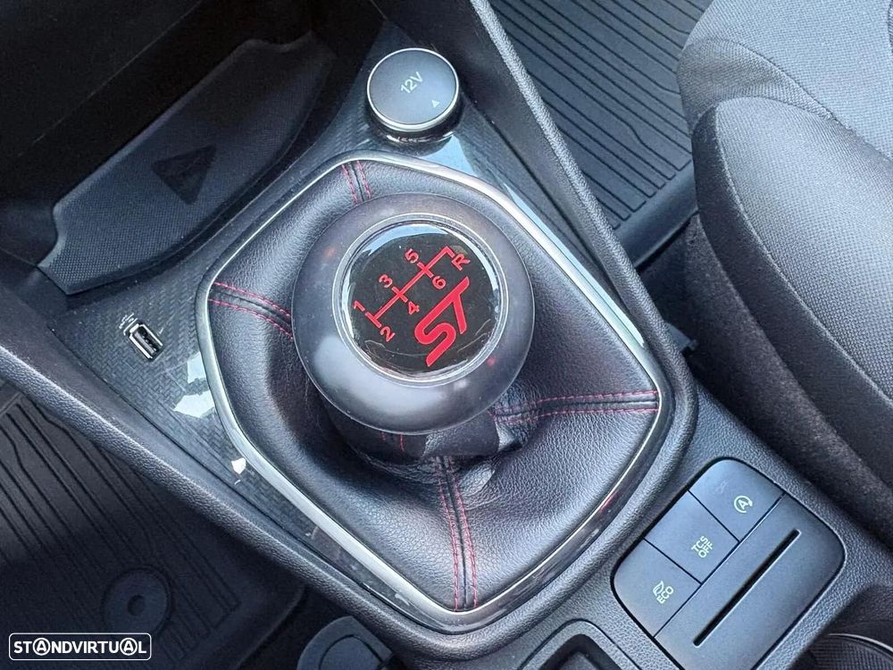 Ford Fiesta 1.0 EcoBoost ST-Line - 53