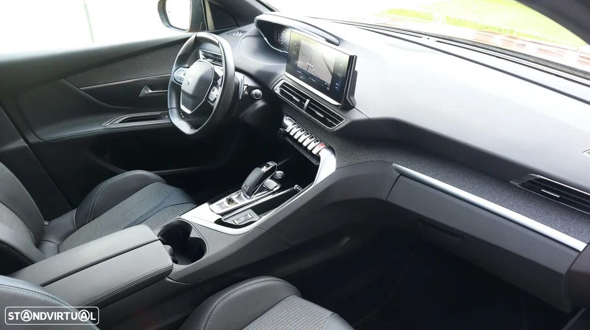 Peugeot 5008 1.5 BlueHDi Allure Pack EAT8 - 35