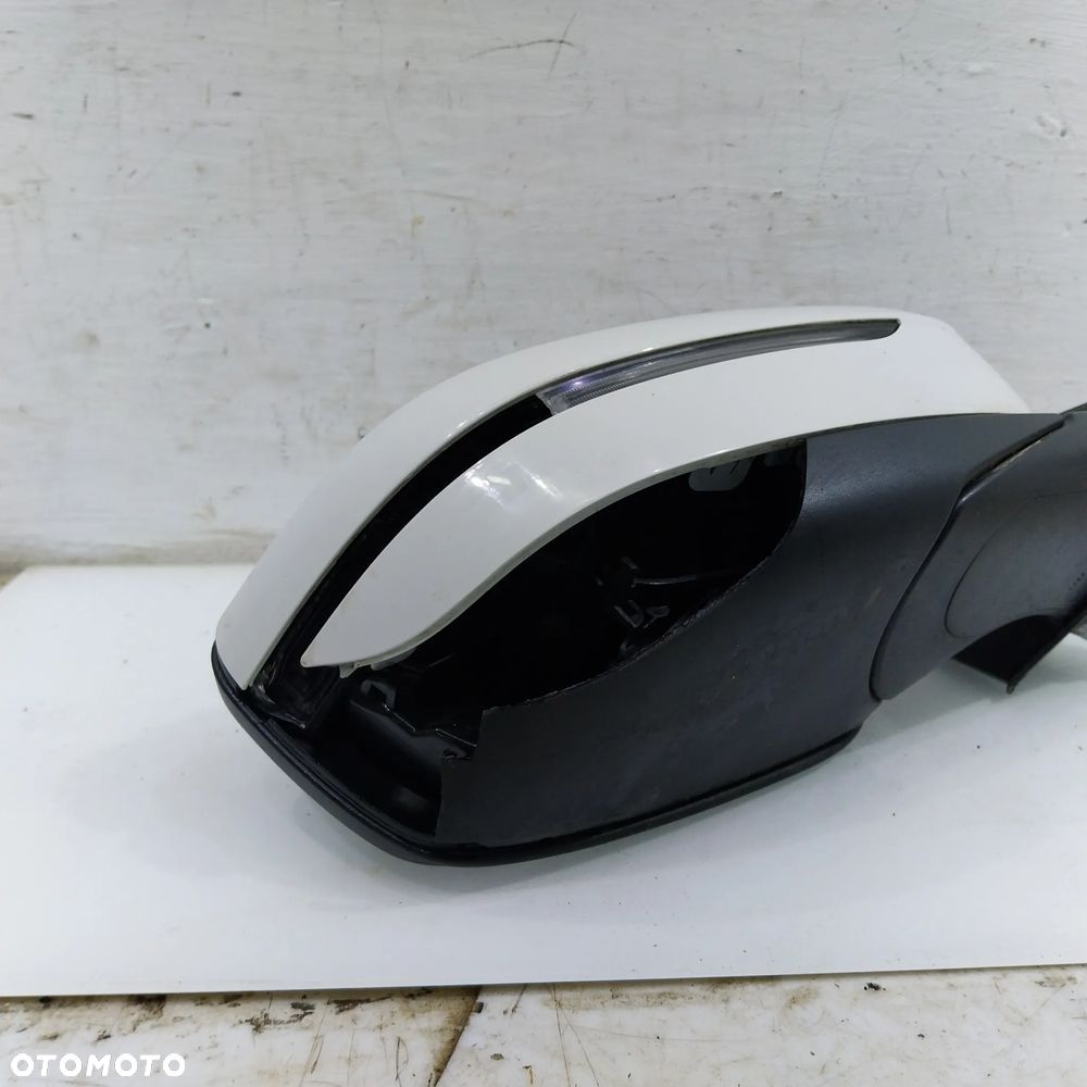 BMW G20 G21 LUSTERKO PRAWE 6 Pin A300 300 EUROPA - 2