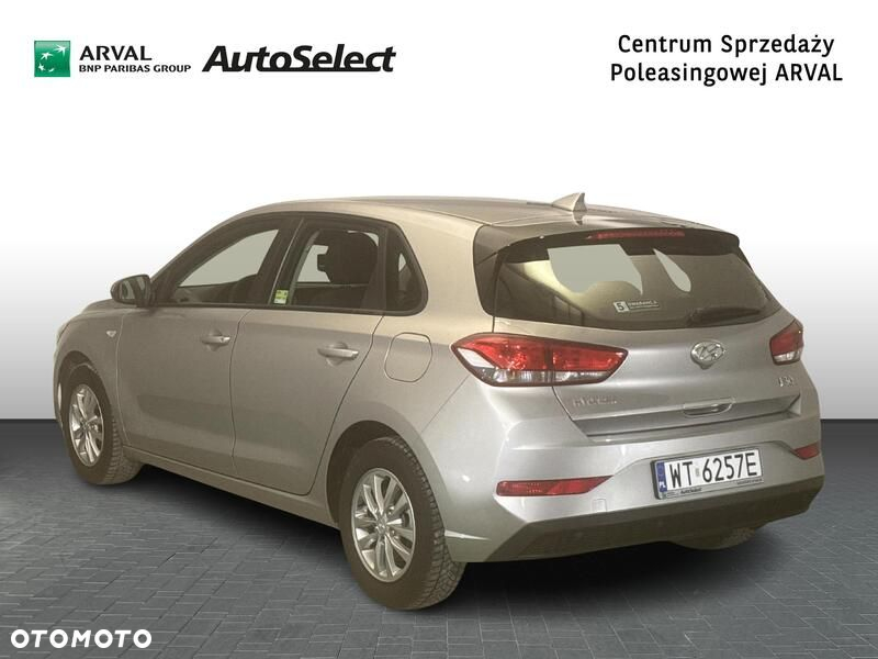 Hyundai i30 1.5 DPI Classic + - 3