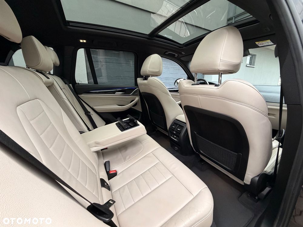 BMW X3 xDrive20d Luxury Line sport - 16