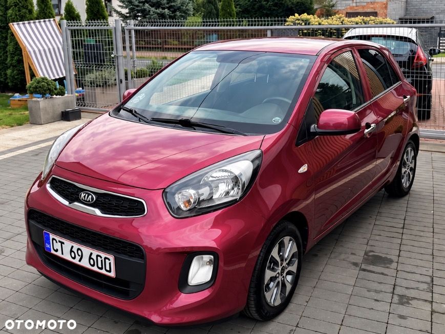 Kia Picanto 1.0 Fifa World Cup Edition - 5