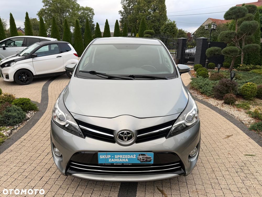 Toyota Verso 2.0 D-4D 5-Sitzer - 28