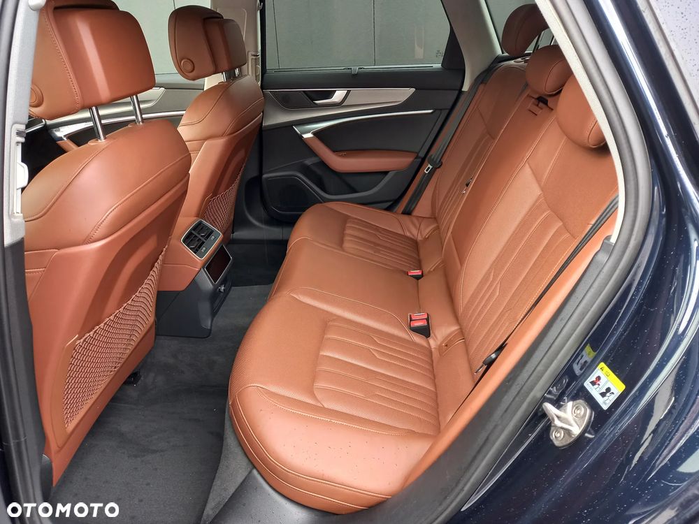 Audi A6 Allroad - 12