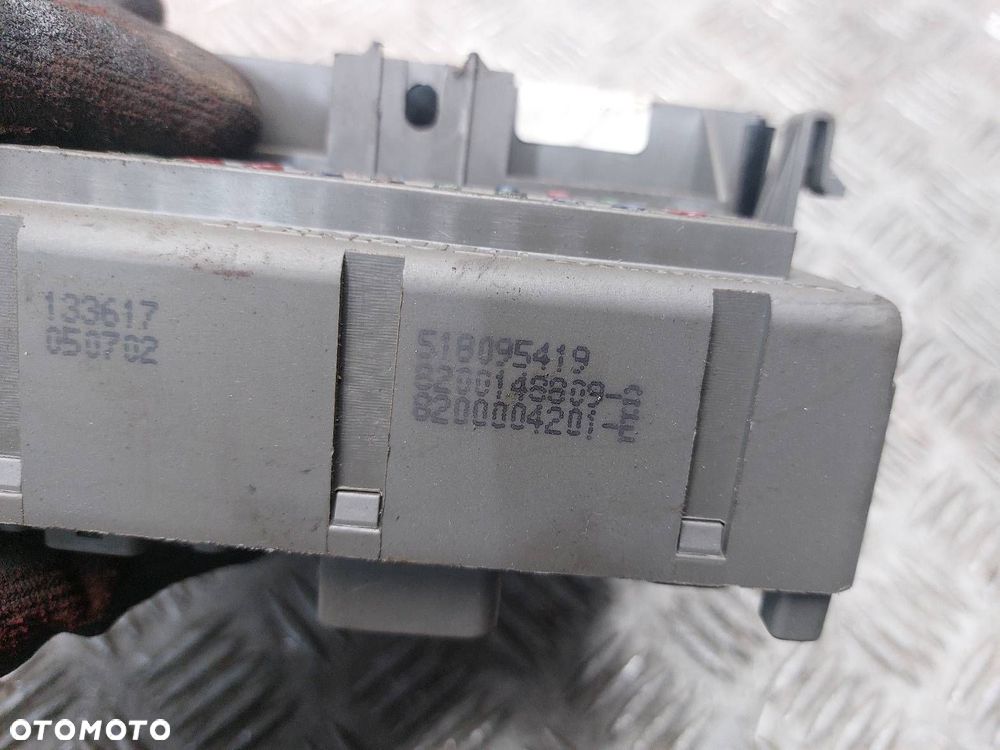 ZESTAW STARTOWY RENAULT LAGUNA II 1.8 16V 8200153837 8200164728 - 9