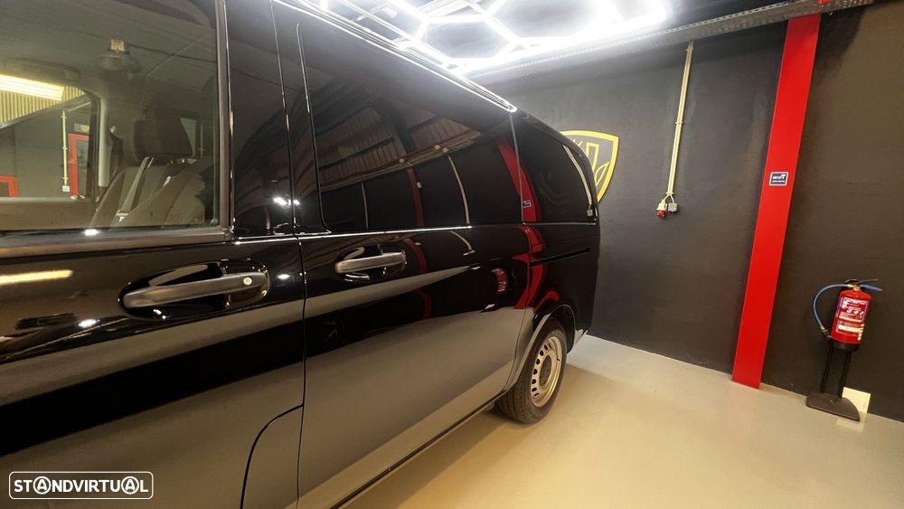Mercedes-Benz Vito Extra-Longa Aut. SHUTTLE - 16