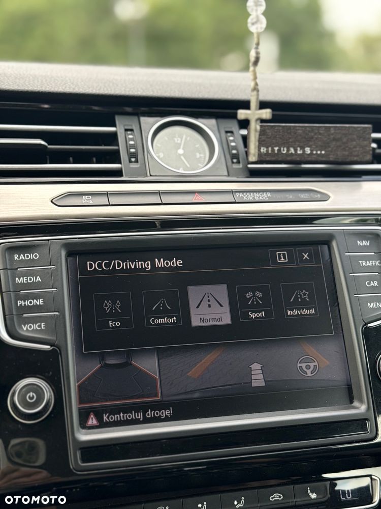 Volkswagen Passat - 20