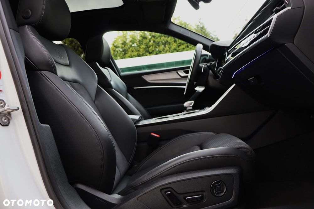 Audi A6 Avant 55 TFSI e quattro S tronic S line - 22