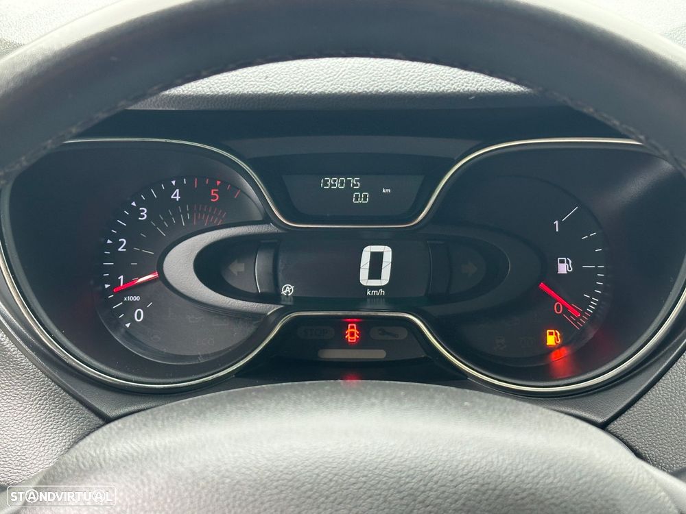 Renault Captur 1.5 dCi - 8