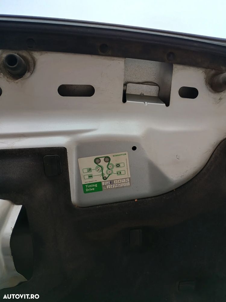 Ford Kuga 2.0 TDCi 4WD Trend - 14