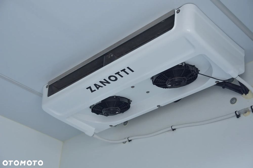 Renault Master Kontener 8EP 2.0 170KM Izoterma Chłodnia - 17