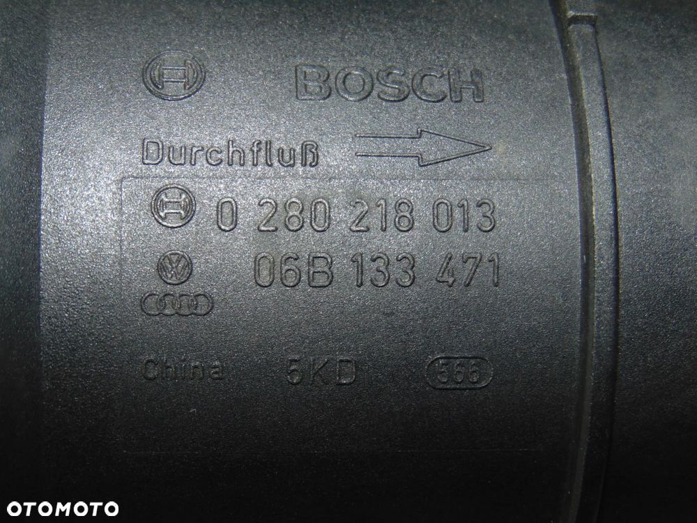 Przepływomierz Audi A4 B5 A6 C5 VW Passat 1.8 - 2