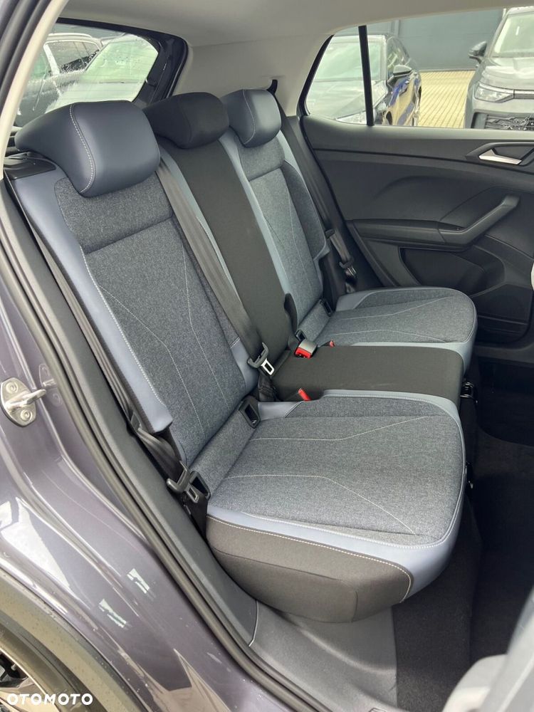 Volkswagen T-Cross - 6