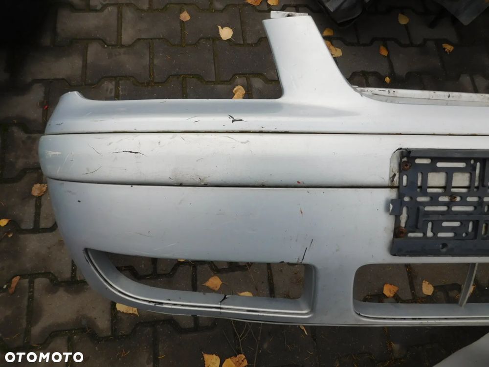 zderzak przód przedni  VW BORA JETTA III - 4