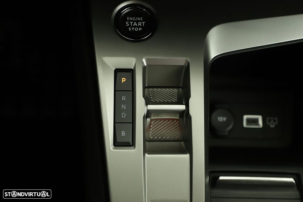 Peugeot 308 1.6 Hybrid Allure Pack e-EAT8 - 13