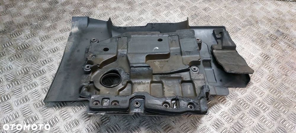 OSŁONA SILNIKA GÓRNA TOYOTA COROLLA VERSO II 2.0 D4D 1CD-FTV - 2