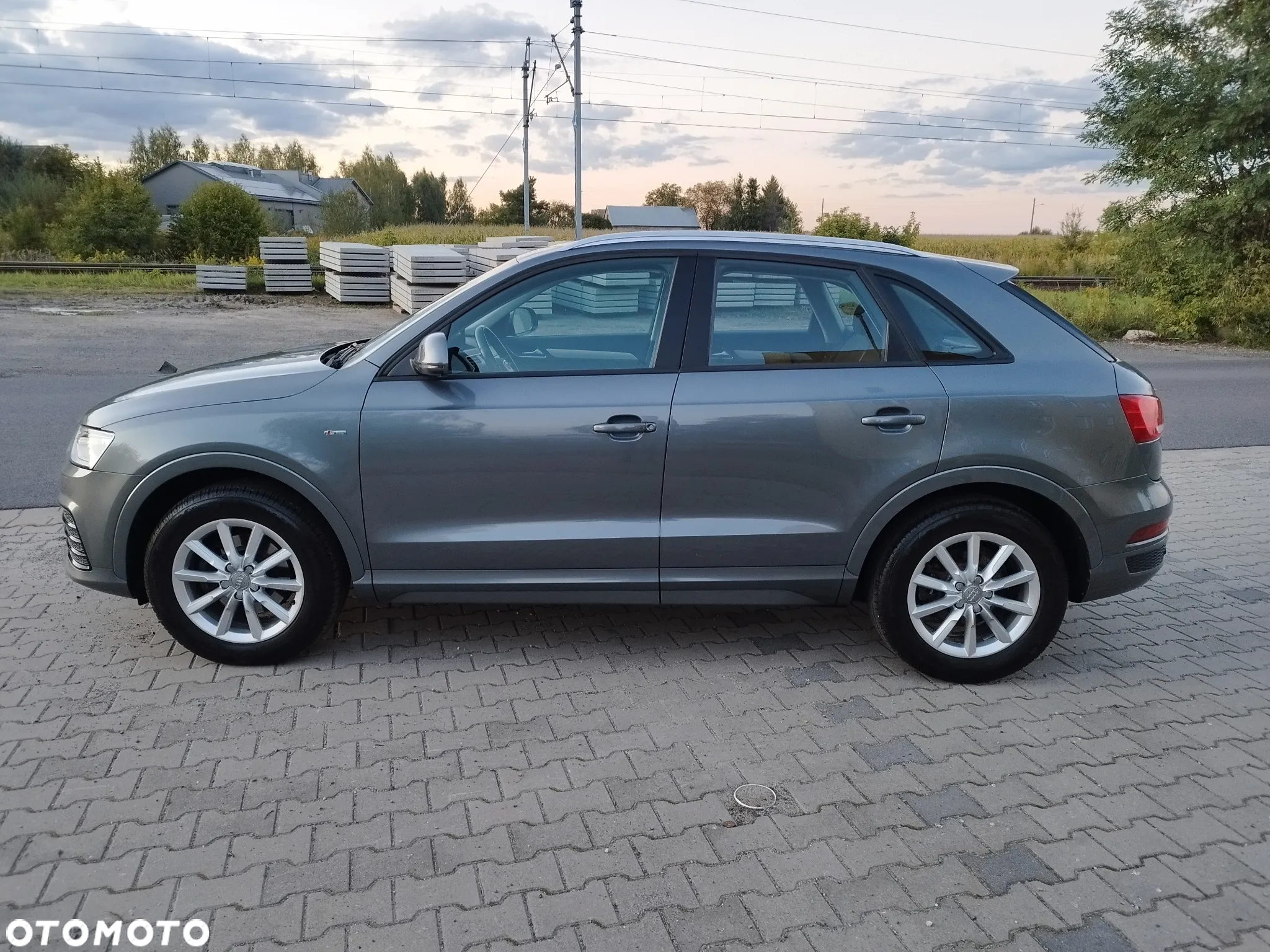Audi Q3 35 TDI S line - 25