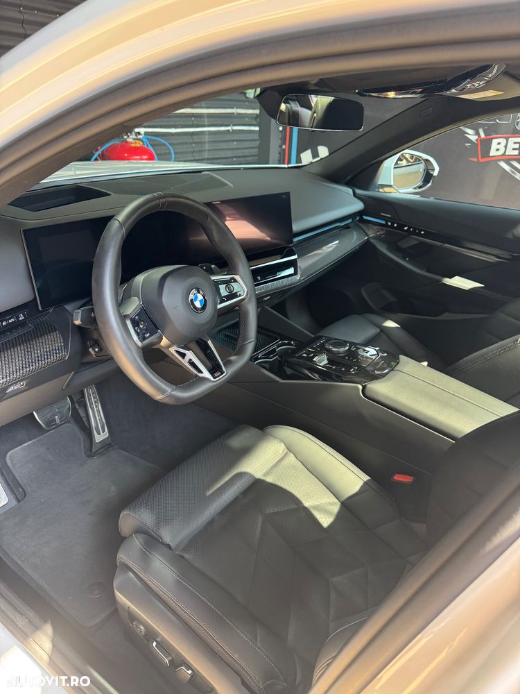 BMW Seria 5 520i AT MHEV - 18