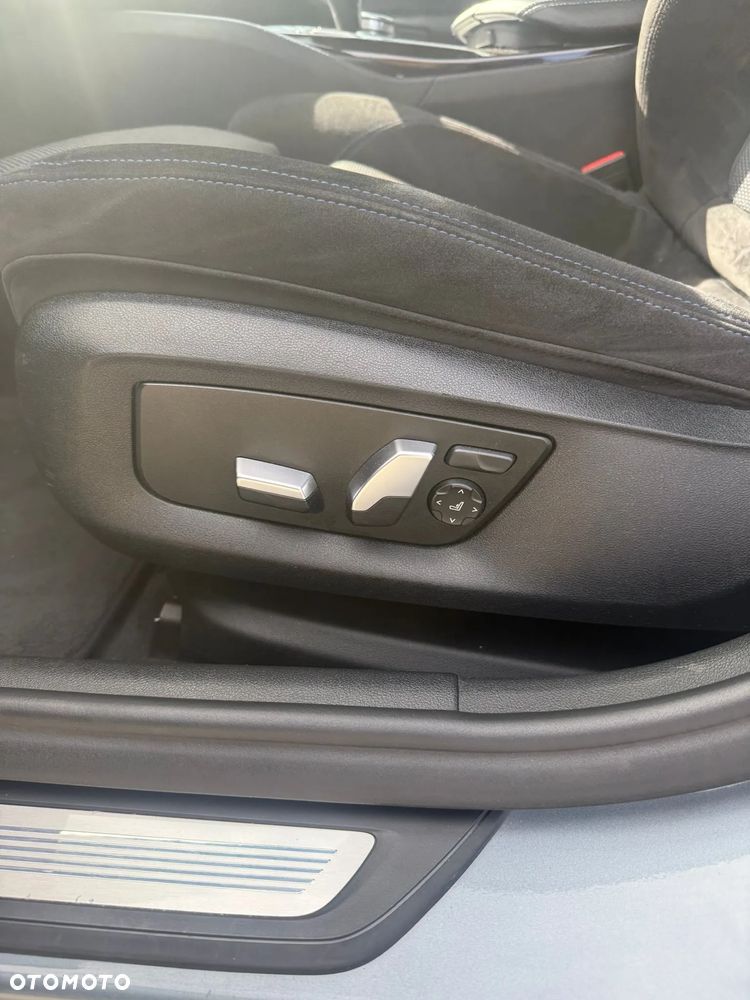 BMW Seria 5 540d xDrive - 11