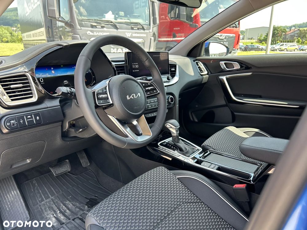 Kia XCeed 1.6 T-GDI Business Line DCT - 10