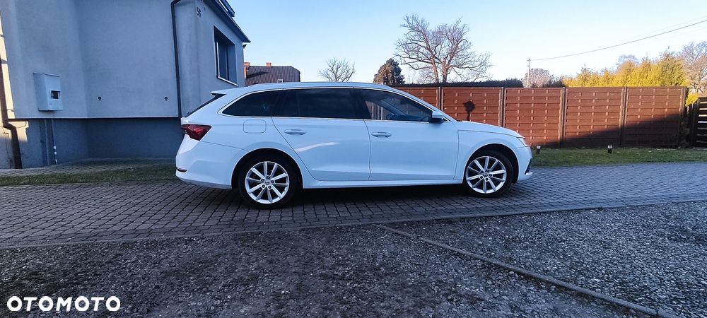 Skoda Octavia 2.0 TDI DSG Style - 36