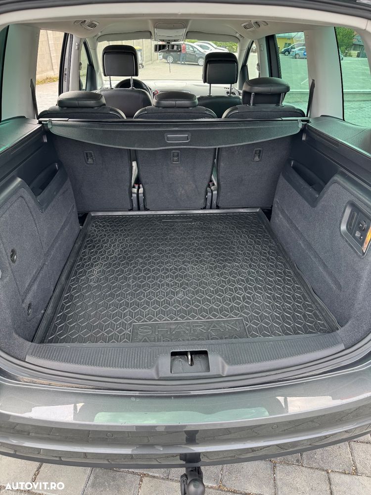 Volkswagen Sharan 2.0 TDI DSG BlueMotion Technology Comfortline - 17