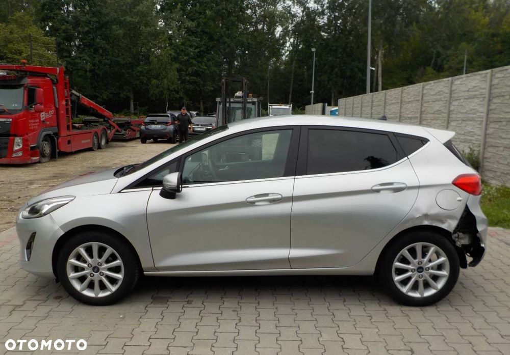Ford Fiesta - 5