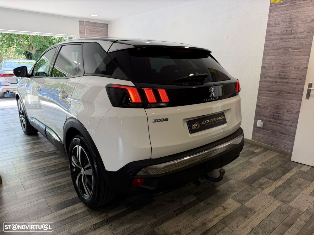 Peugeot 3008 1.2 PureTech Allure Pack EAT8 - 6